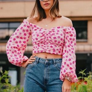 EUC Zara Pink Floral Printed Crop Top XS